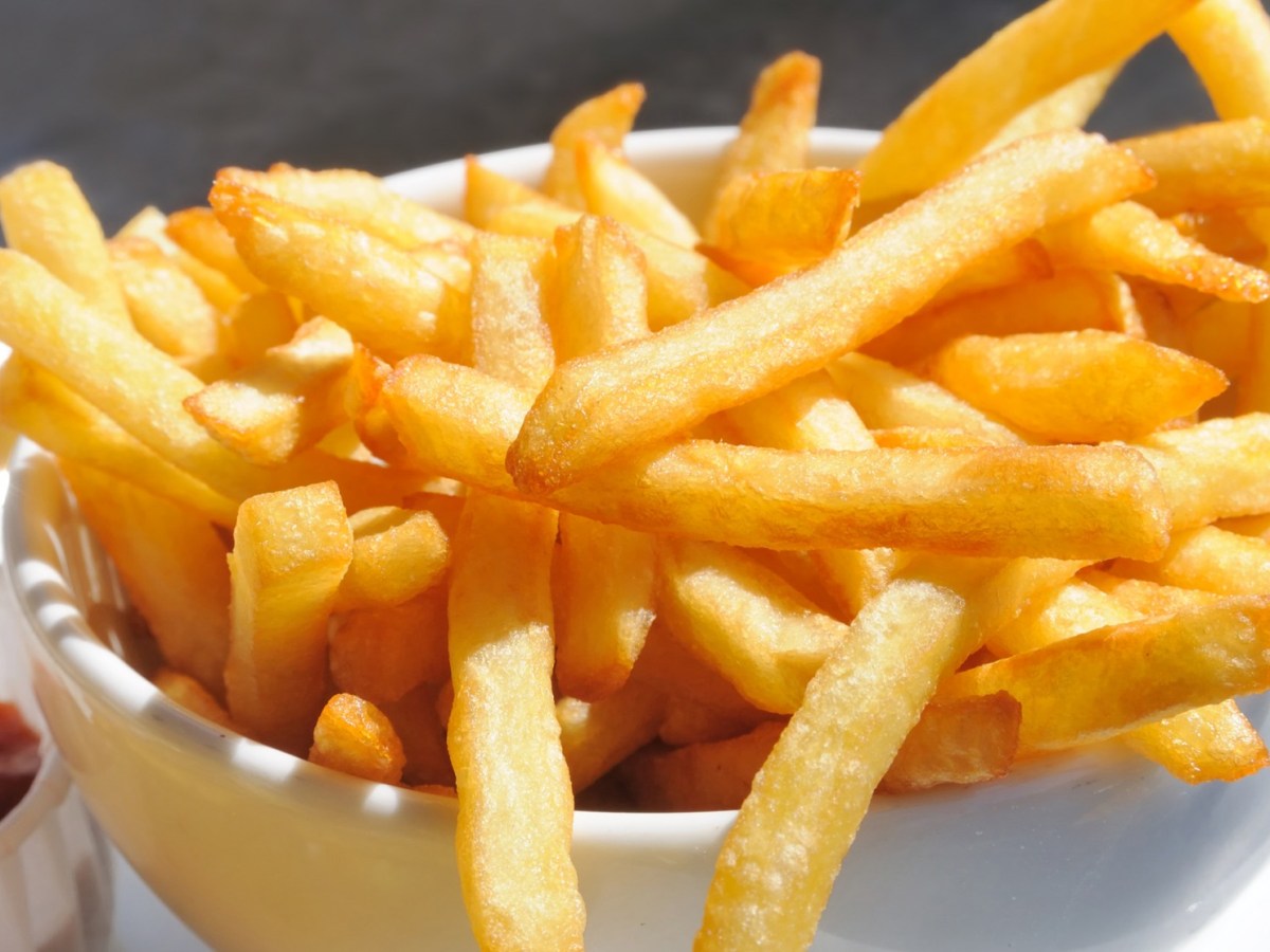 3.1   Frie[nd]s, Comparatively&nbsp;Speaking